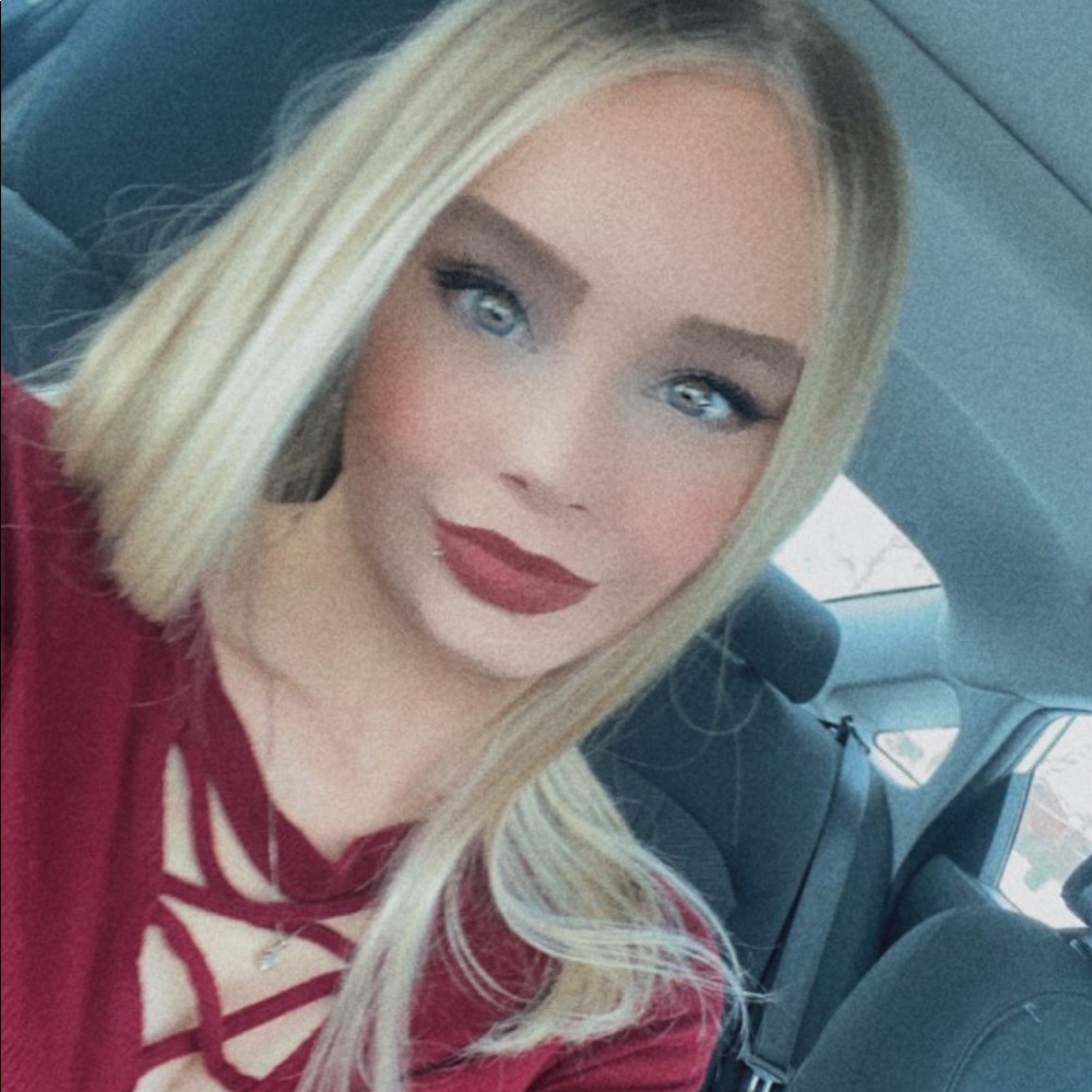 Meet your Posher, Haley